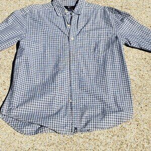 Men's Button up dress shirt (size-M)